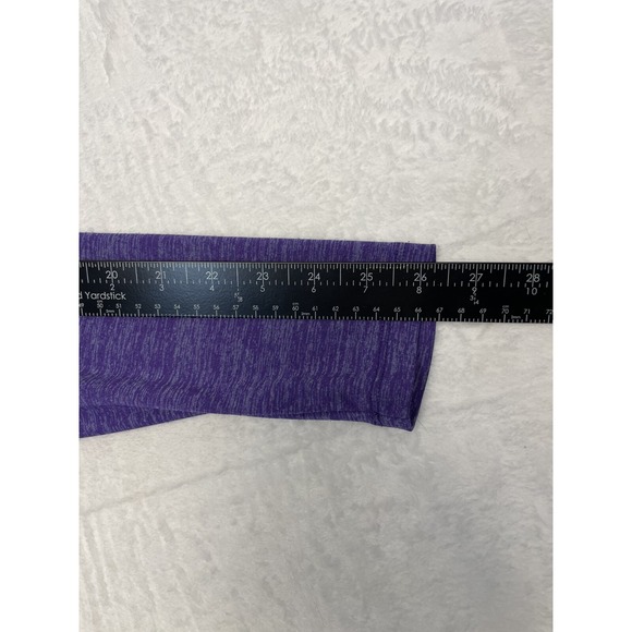 Under Armour LS Workout Shirt Womens M Purple Loose Heatgear Gym Outdoor - Picture 9 of 9